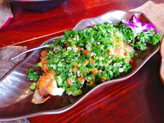 大理风味葱椒鸡-花马天堂云南餐厅 Lost Heaven(外滩店)