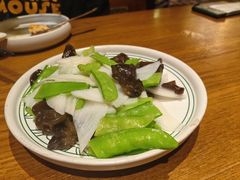 -云海肴·汽锅鸡·云南菜(天山百盛优客店)