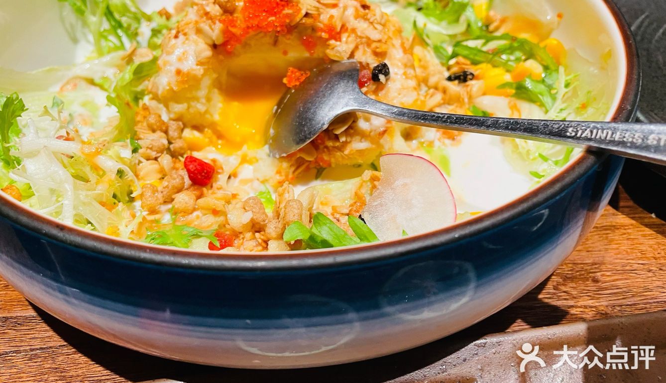 来京鹿日料店体验穿日式衣服吃美食[调皮]