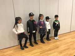 -潮童星少儿模特时尚中心(黄浦博荟广场店)