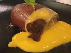 法式巧克力蛋糕佐川味花椒-LUMOS卢莫斯融合料理餐厅