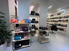 -六六奢品·vintage中古·回收二手奢侈品包包手表首饰(环球港店)