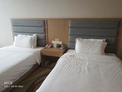 -兴芮温泉度假区