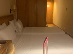 -香港华美达海景酒店