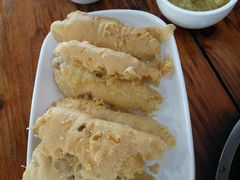 香香脆脆炸鱼肚-章记正宗南岗鱼蛋火锅