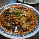 之前跟同事一起去打卡的 我太爱吃又油又辣的食物了
