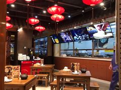 大堂-满园烤鸭·春饼(太原街万达店)