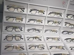 -LOHO眼镜(北京朝北大悦城店)