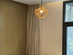 -杭州西湖湖滨银泰亚朵酒店