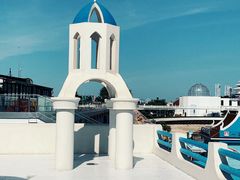 -北戴河碧螺塔海上酒吧公园