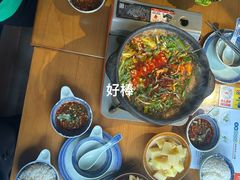 -包整·丝娃娃(一览甲秀楼风景店)