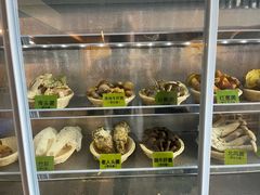 -菌海森林·非遗野生菌火锅(西山区滇池路摩根道店)