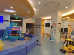 -戊辰亲子游泳俱乐部