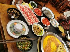 -沸炉重庆老火锅(军事博物馆店)