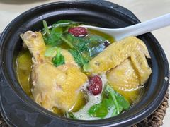 -七的湖·晚芳亭·阳澄湖农家菜·大闸蟹(莲花岛店)