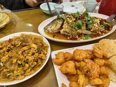-鲁南仔·滕州炒鸡(经三路店)