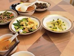 -爱的果实月嫂育婴师(世纪东方店)