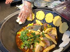 -缘福乡村铁锅炖民宿(八达岭店)