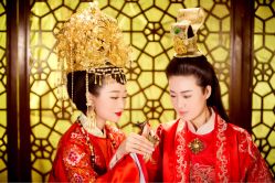 点击看大图 -九月鹰飞汉服摄影工作室