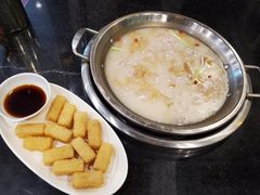 -老来福·非遗酸汤兔(凯旋路店)