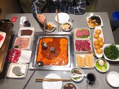 -海底捞火锅鲜切牛肉主题店(长寿路店)