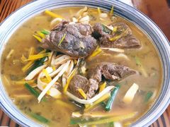 精选酸菜牛腱子面-陈八两面家(华孚写字楼店)