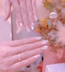 -花系美·美甲美睫精品店