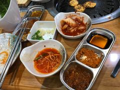 -许妈妈餐厅烤肉烧烤家常菜(明润广场店)