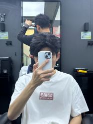 -藤野造型专业烫染接发