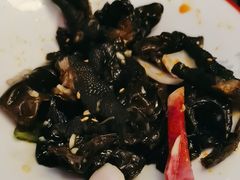 -毛辣果·贵州红酸汤牛肉火锅(西单店)