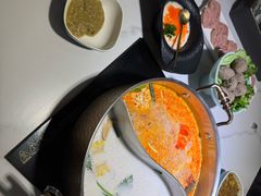 -椰子湾·海南火锅·糟粕醋·椰子鸡(正大广场店)