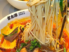 -蒙自源米线大王(东站店)