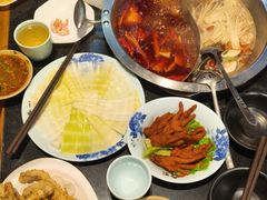 -辣莊重庆老火锅(威海高铁站韩乐坊店)