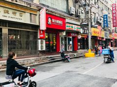 -螺小胖柳州螺蛳粉(钟楼总店)