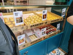 面包甜点陈列柜-虎头局·渣打饼行(五一新干线店)