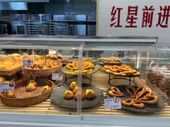 -红星前进面包牛奶公司(君太店)