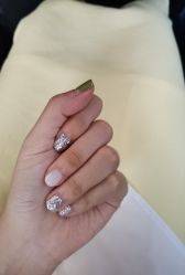 -吉吉靓甲美睫