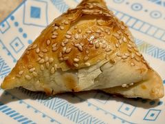 羊肉烤包子-耶里夏丽·丝路新疆菜·清真食品(徐汇南丹东路臻选店)