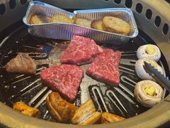 -炼火烤肉店