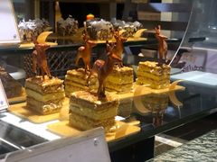 -半岛翡丽海鲜自助餐厅(观风亭店)