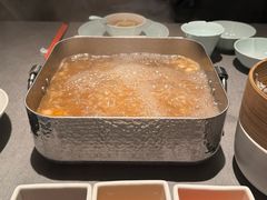 -左庭右院鲜牛肉火锅黑金店(陆家嘴中心店)
