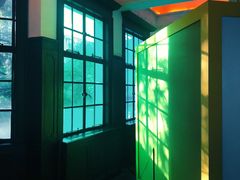 -Nathalie Djurberg与Hans Berg“牛皮纸包裹的月亮”-Prada荣宅当季展览