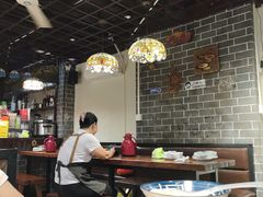-老街坊餐吧