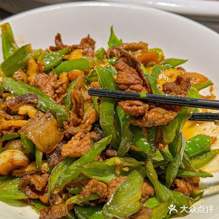 这一碗DIY的鲍鱼小炒肉真是下饭神器啊！