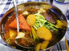 -马路牙子地桌烤肉(工体店)