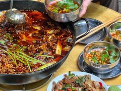 -鸿顺老铁锅美蛙鱼府(解放碑店)