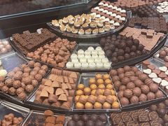 -Laderach 莱德拉(上海环贸iapm店)