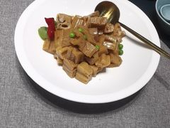 -鹊华居·地道鲁菜·海鲜·融合味(大明湖店)