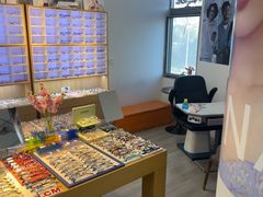 -天空之镜眼镜店蔡司依视路配镜授权零售店(望京颐堤港店)