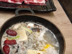 -呷哺呷哺(新世界百货望京店)